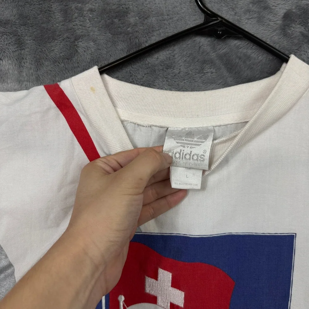adidas vintage sweatshirt
